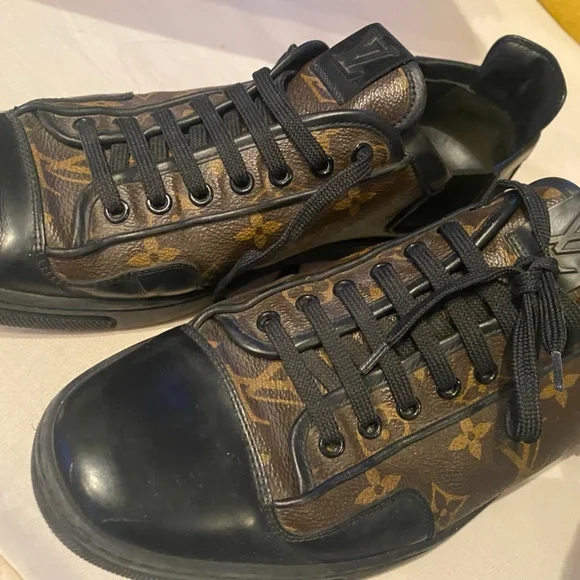 Mens LV items